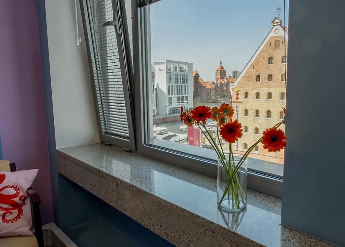 Hostel Szafarnia 10 *