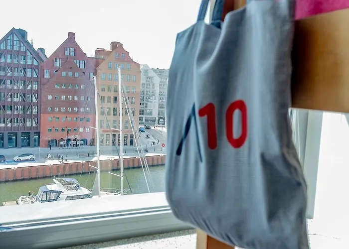 Vandrerhjem Szafarnia 10 Old Town