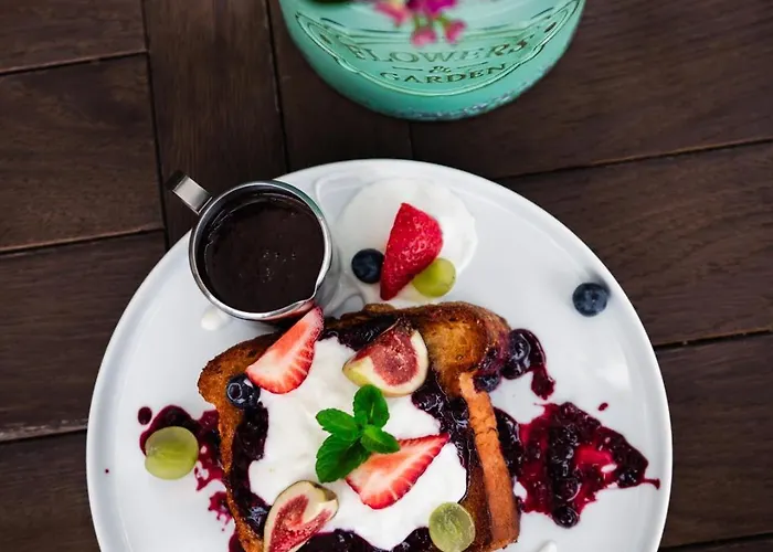 Vandrerhjem Szafarnia 10 Old Town *